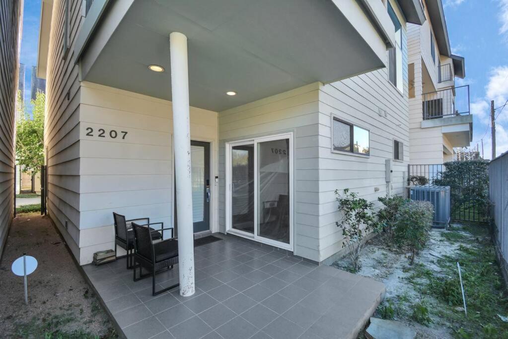 3Br/3.5Ba Three Story East Downtown Townhouse With View Villa Houston Exterior photo