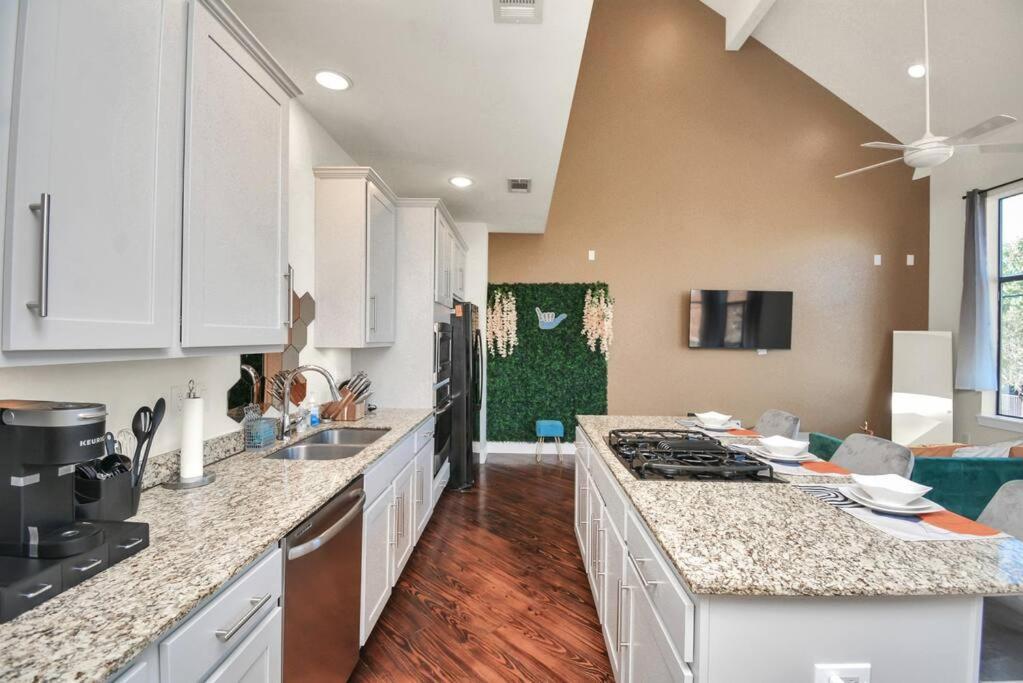 3Br/3.5Ba Three Story East Downtown Townhouse With View Villa Houston Exterior photo