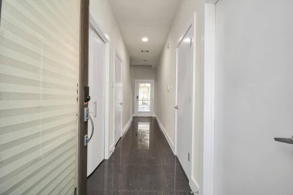 3Br/3.5Ba Three Story East Downtown Townhouse With View Villa Houston Exterior photo