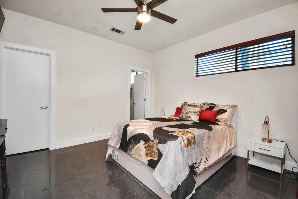 3Br/3.5Ba Three Story East Downtown Townhouse With View Villa Houston Exterior photo