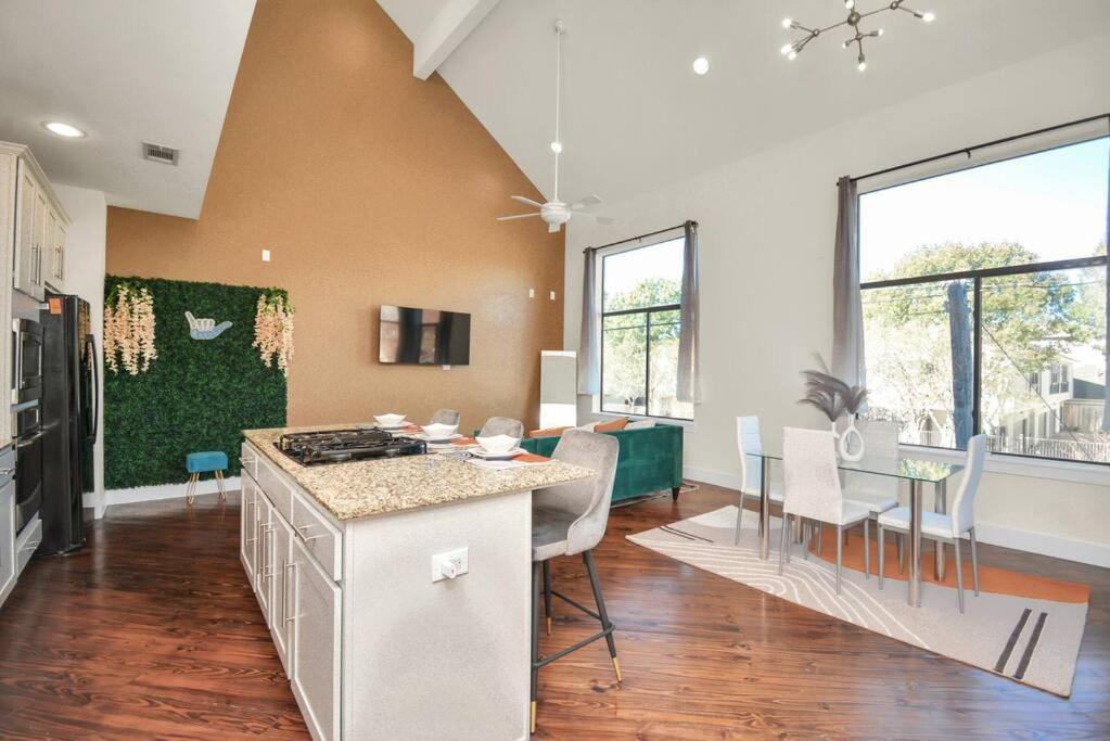 3Br/3.5Ba Three Story East Downtown Townhouse With View Villa Houston Exterior photo